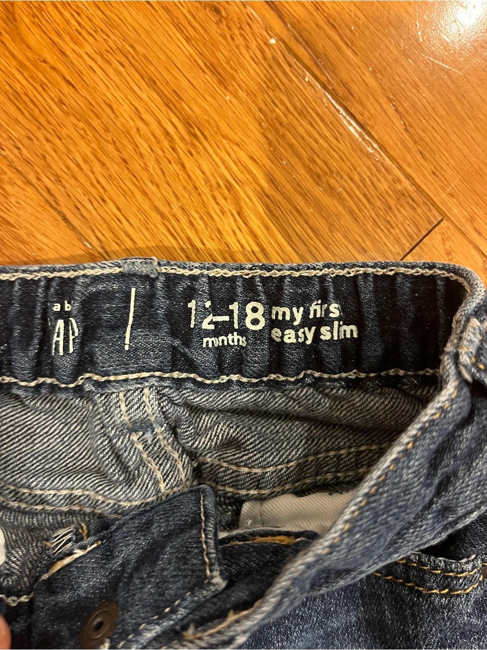 NWOT- Baby GAP Classic Blue Denim Jeans - Picture 2 of 3